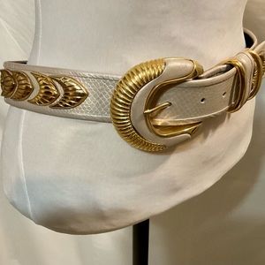 St.Marten Dallas Woman’s Beige & Brass Belt